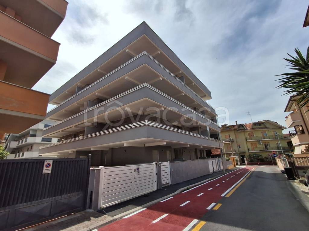 appartamento in vendita a Ladispoli