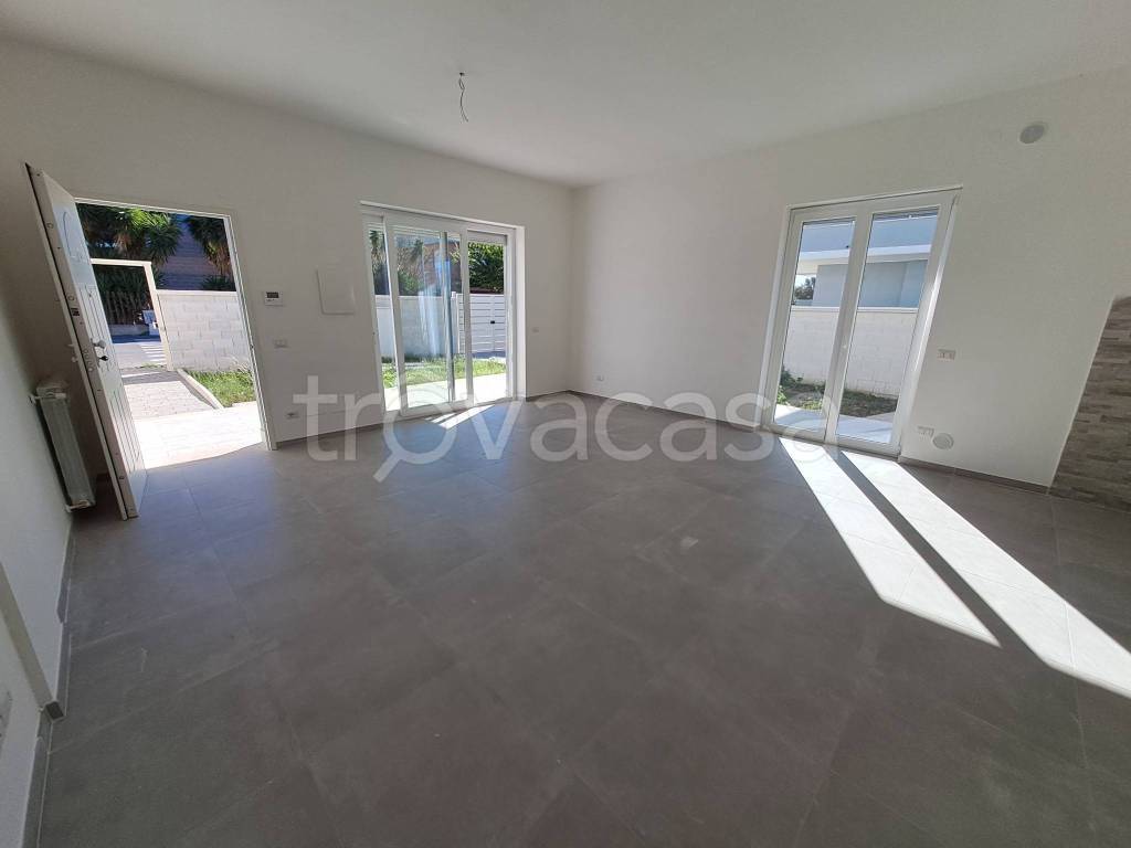 casa indipendente in vendita a Ladispoli