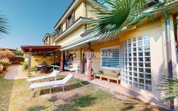 casa indipendente in vendita a Ladispoli
