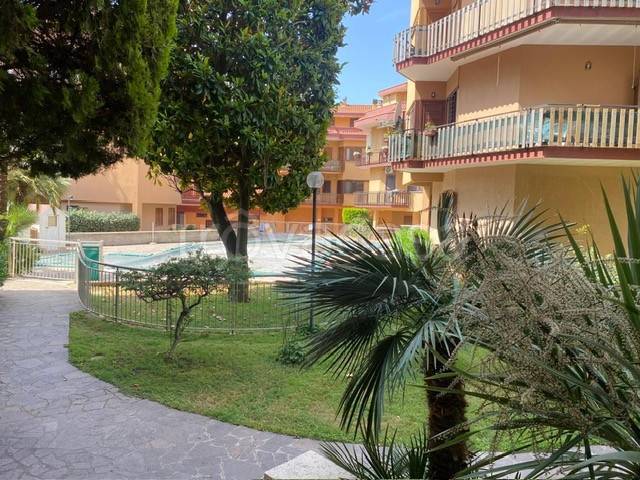 appartamento in vendita a Ladispoli in zona Marina di San Nicola