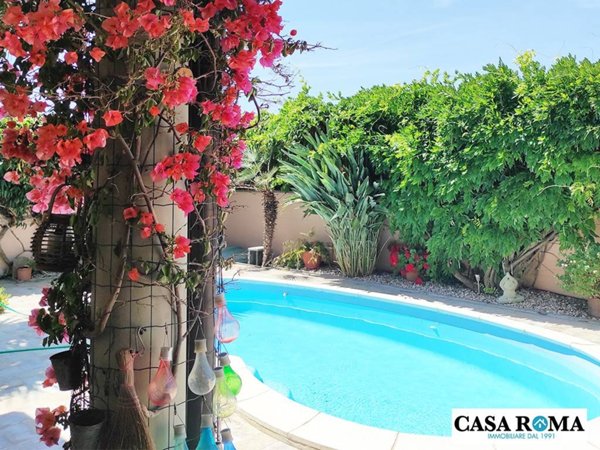 casa indipendente in vendita a Ladispoli