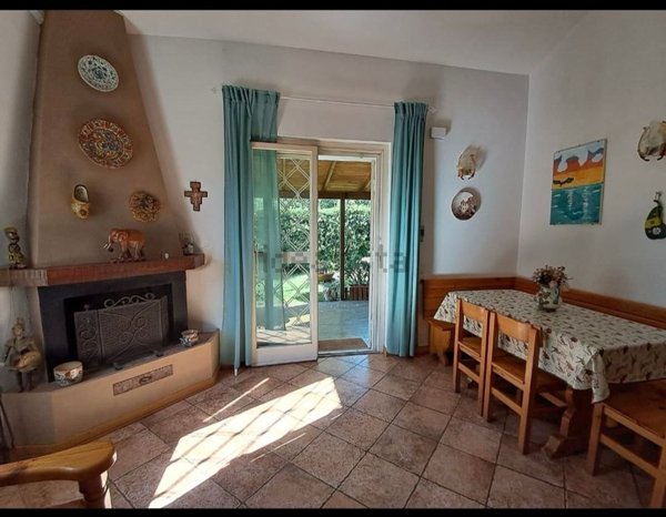 casa indipendente in vendita a Ladispoli in zona Marina di San Nicola