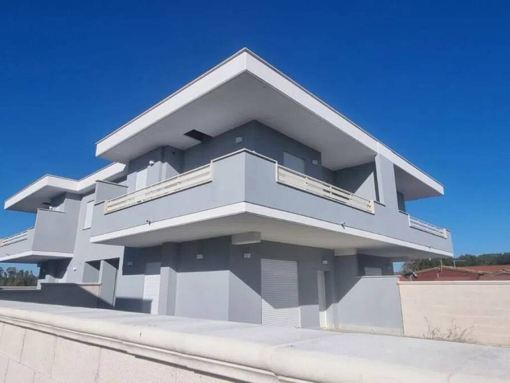 casa indipendente in vendita a Ladispoli