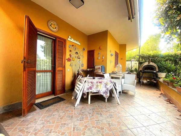 casa indipendente in vendita a Ladispoli in zona Marina di San Nicola