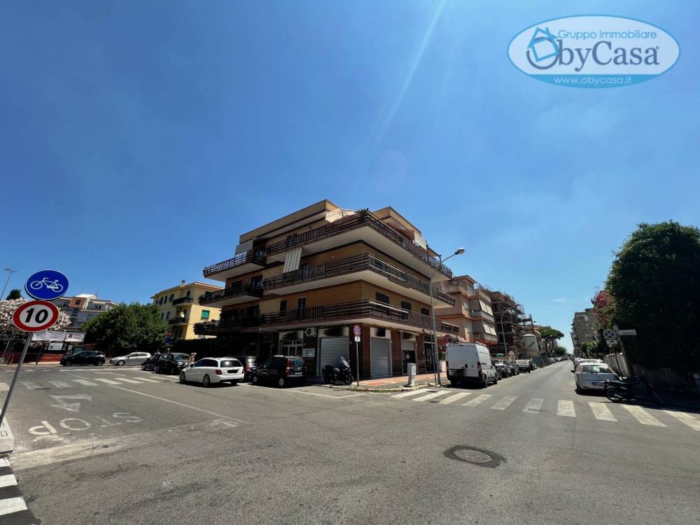 appartamento in vendita a Ladispoli in zona Marina di San Nicola