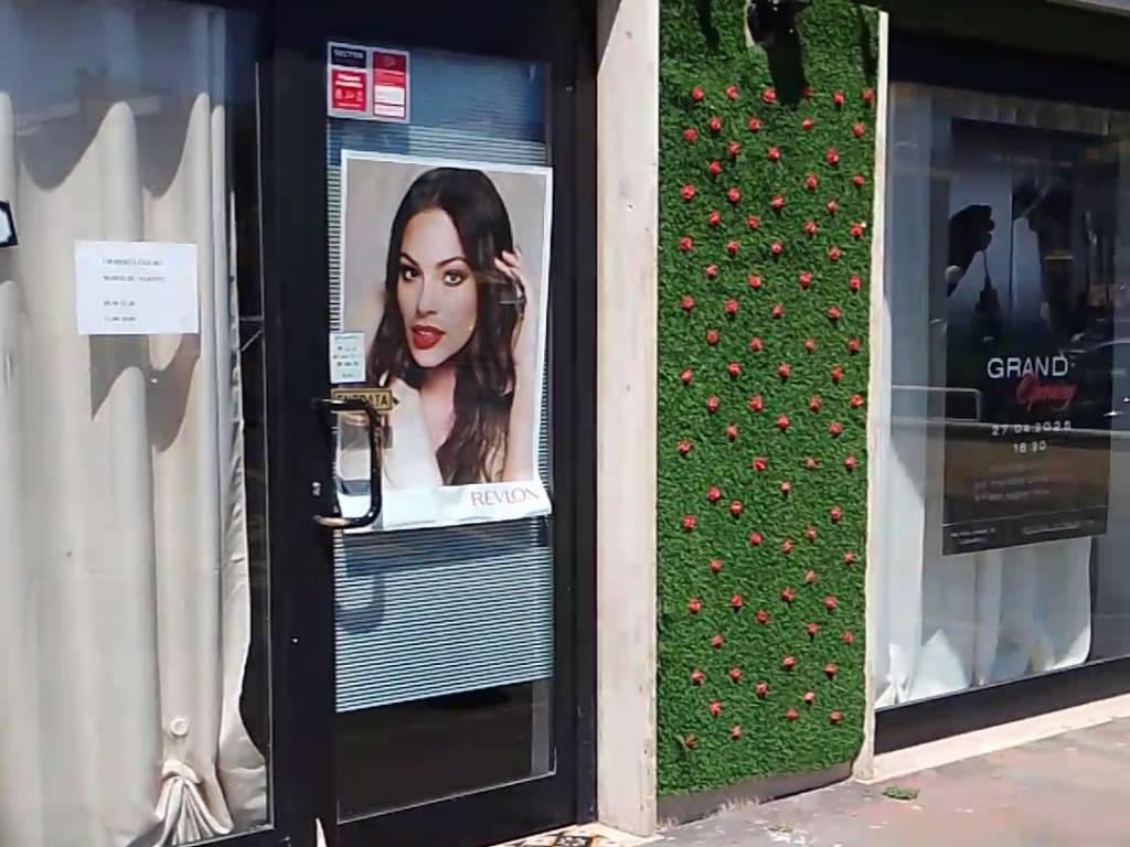 negozio in vendita a Ladispoli