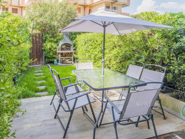 casa indipendente in vendita a Ladispoli in zona Marina di San Nicola