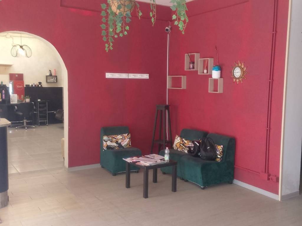 negozio in vendita a Ladispoli