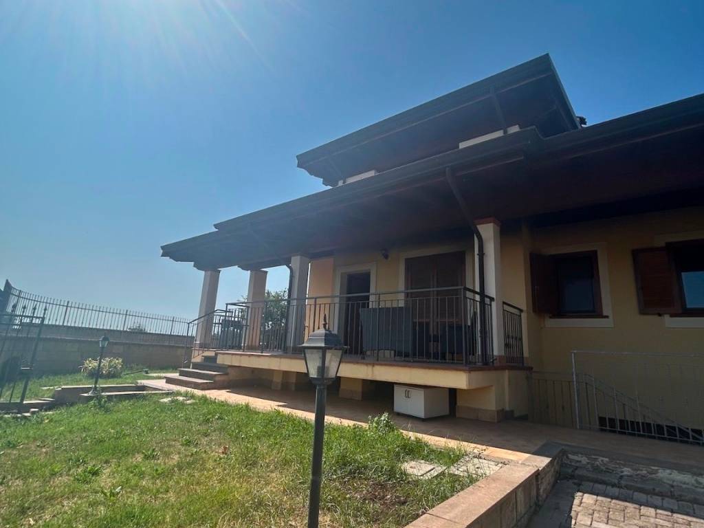 casa indipendente in vendita a Ladispoli in zona Monteroni