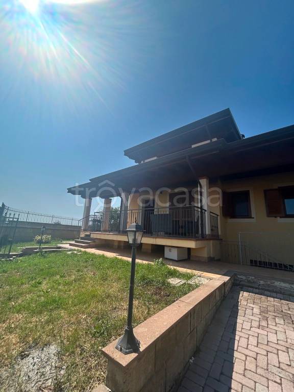 casa indipendente in vendita a Ladispoli