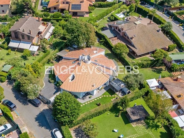 appartamento in vendita a Ladispoli in zona Marina di San Nicola