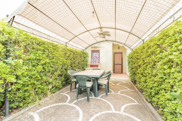 casa indipendente in vendita a Ladispoli in zona Marina di San Nicola