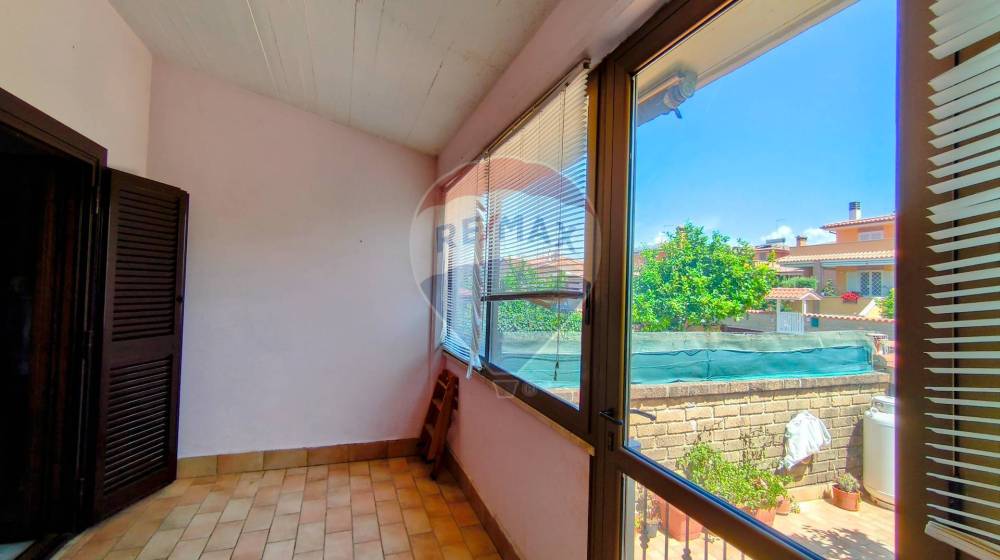 casa indipendente in vendita a Ladispoli