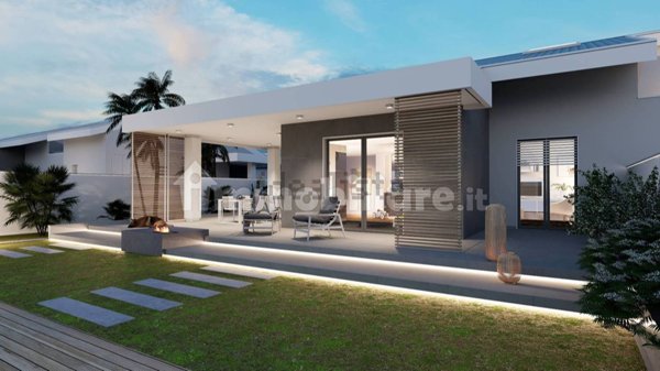 casa indipendente in vendita a Ladispoli