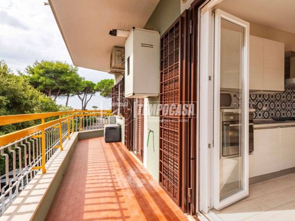 appartamento in vendita a Ladispoli in zona Marina di San Nicola