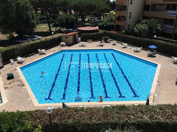 appartamento in vendita a Ladispoli in zona Marina di San Nicola