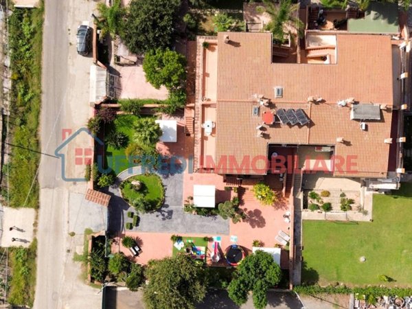 casa indipendente in vendita a Ladispoli