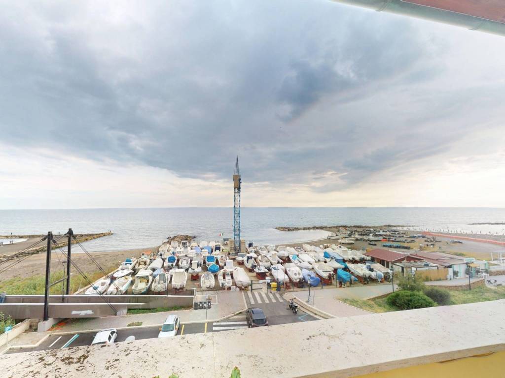 appartamento in vendita a Ladispoli