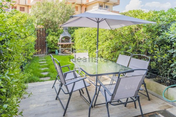 casa indipendente in vendita a Ladispoli in zona Marina di San Nicola