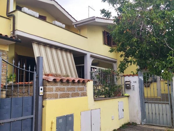 casa indipendente in vendita a Ladispoli