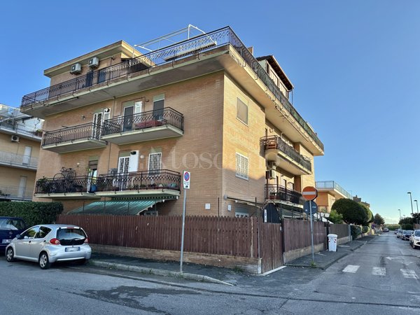 appartamento in vendita a Ladispoli