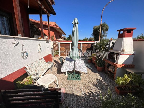 casa indipendente in vendita a Ladispoli