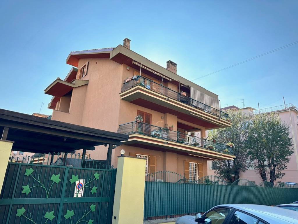 appartamento in vendita a Ladispoli