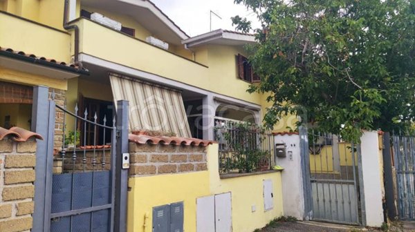 casa indipendente in vendita a Ladispoli