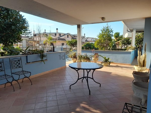 casa indipendente in vendita a Ladispoli