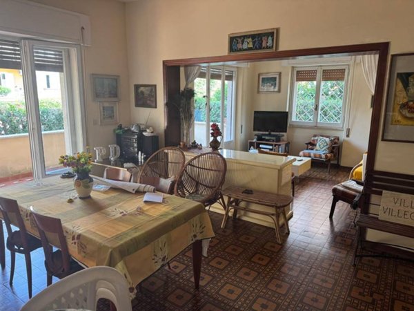 casa indipendente in vendita a Ladispoli