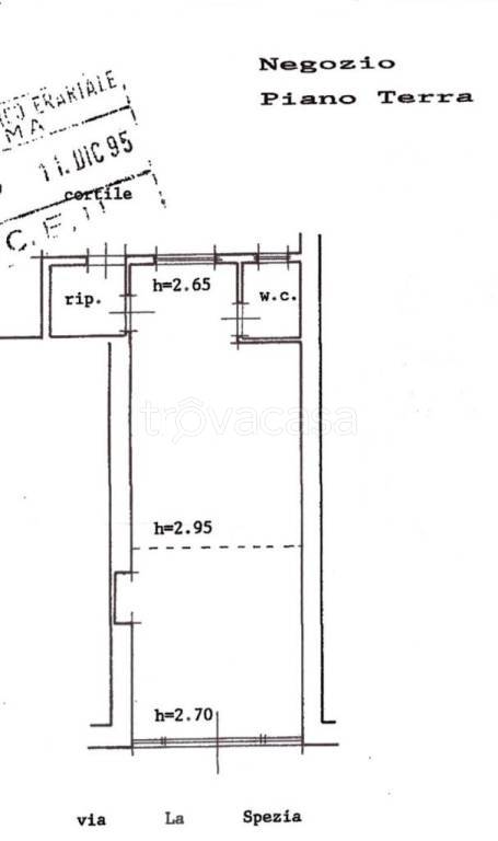 negozio in vendita a Ladispoli