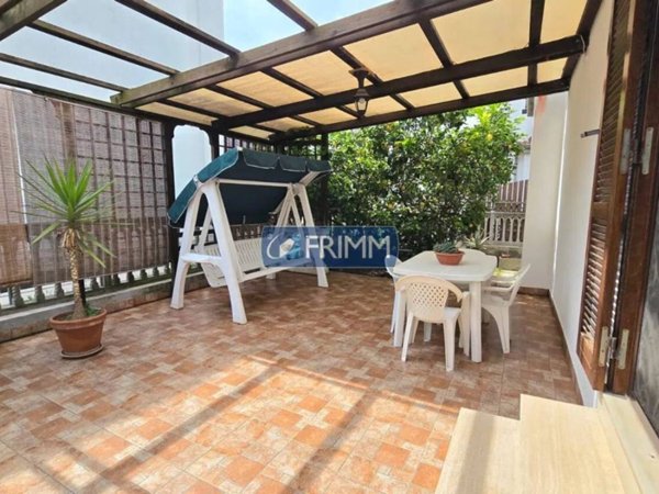 casa indipendente in vendita a Ladispoli