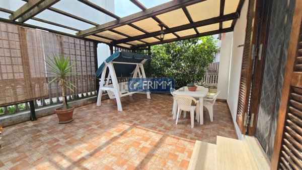 casa indipendente in vendita a Ladispoli