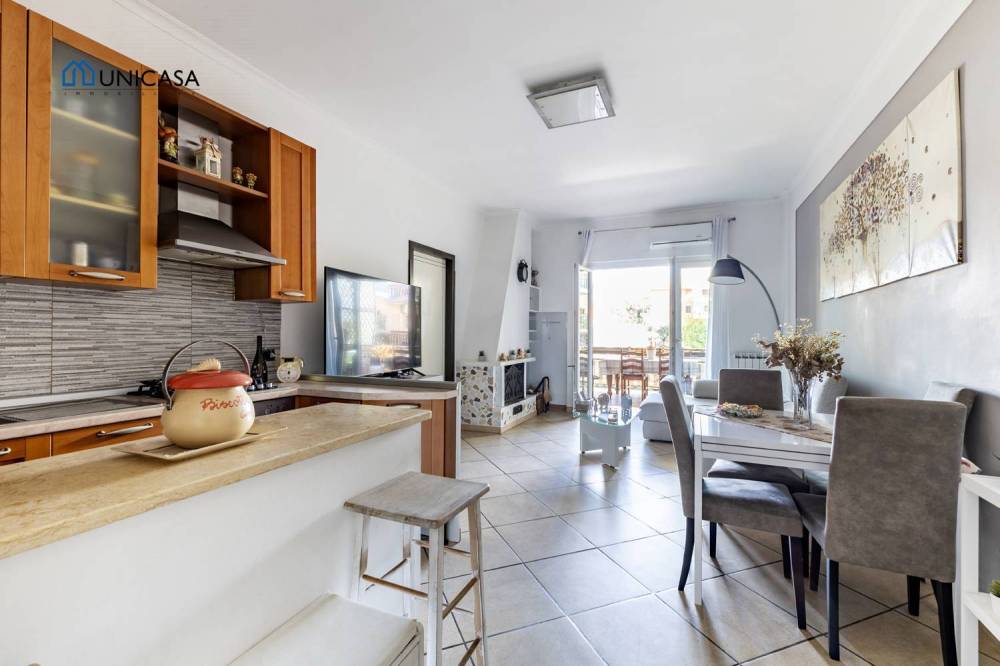 appartamento in vendita a Ladispoli in zona Marina di San Nicola