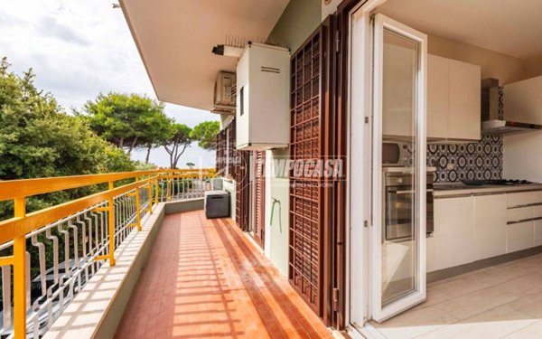 appartamento in vendita a Ladispoli in zona Marina di San Nicola