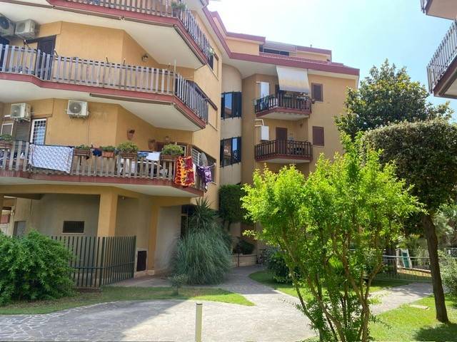 appartamento in vendita a Ladispoli in zona Marina di San Nicola