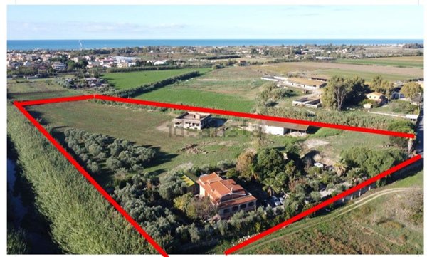 casa indipendente in vendita a Ladispoli