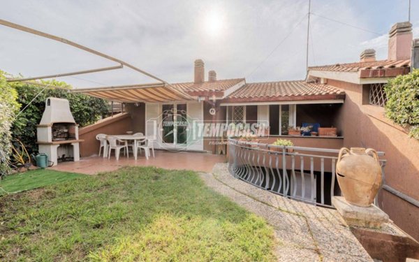 casa indipendente in vendita a Ladispoli in zona Marina di San Nicola