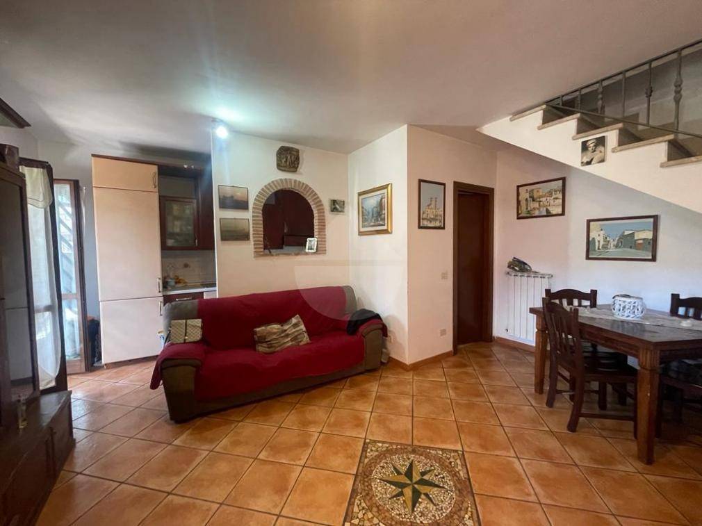 casa indipendente in vendita a Ladispoli