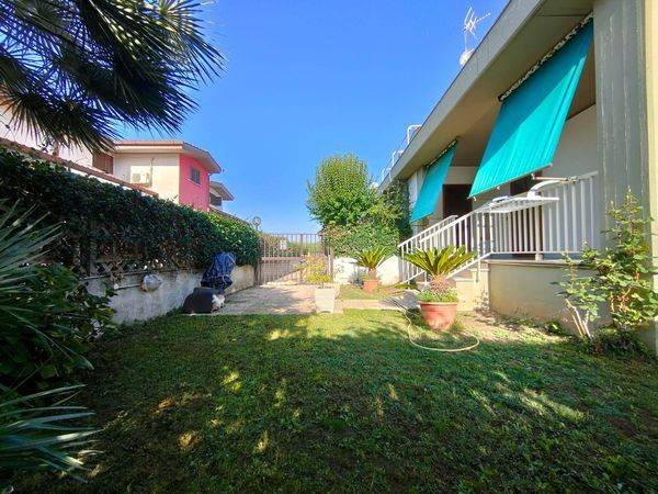 pentavano in vendita a Ladispoli