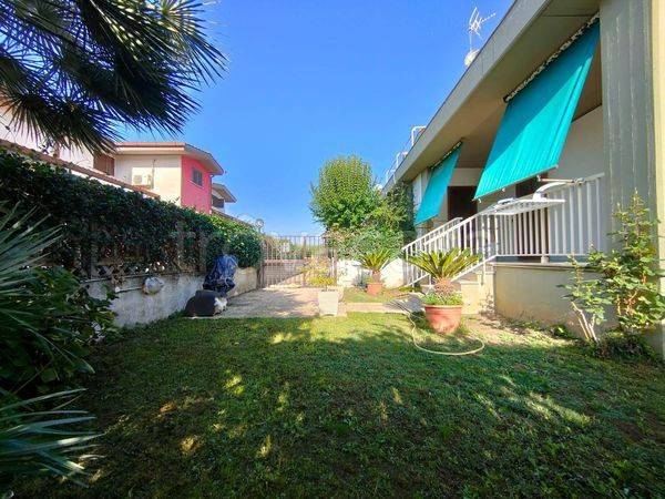 pentavano in vendita a Ladispoli