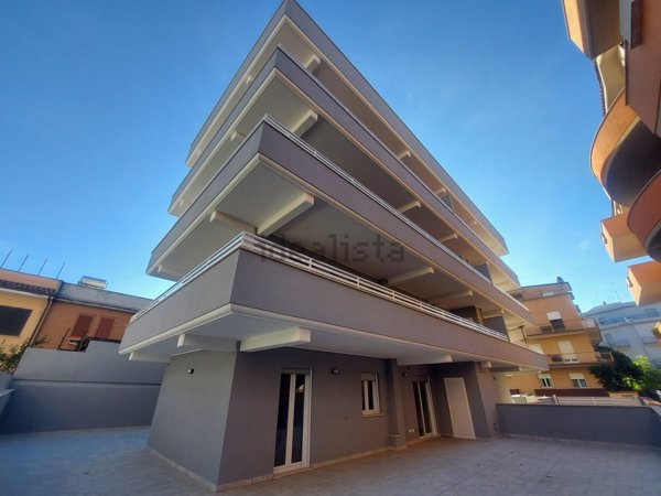 appartamento in vendita a Ladispoli