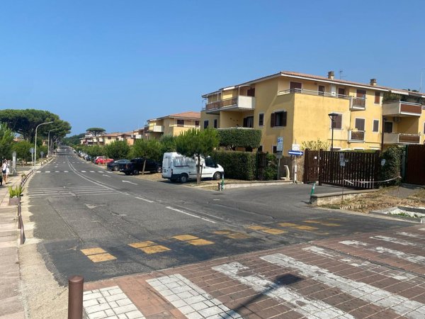 appartamento in vendita a Ladispoli in zona Marina di San Nicola