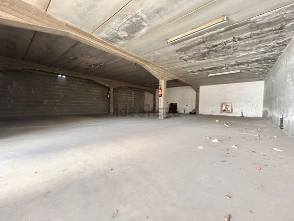 locale di sgombero in vendita a Ladispoli