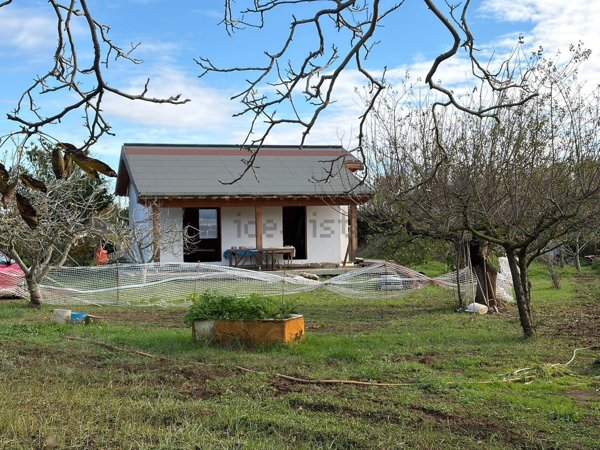 casa indipendente in vendita a Ladispoli in zona Marina di San Nicola