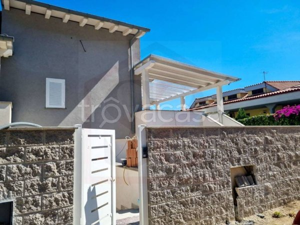 casa indipendente in vendita a Ladispoli