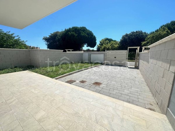 casa indipendente in vendita a Ladispoli