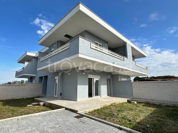 casa indipendente in vendita a Ladispoli