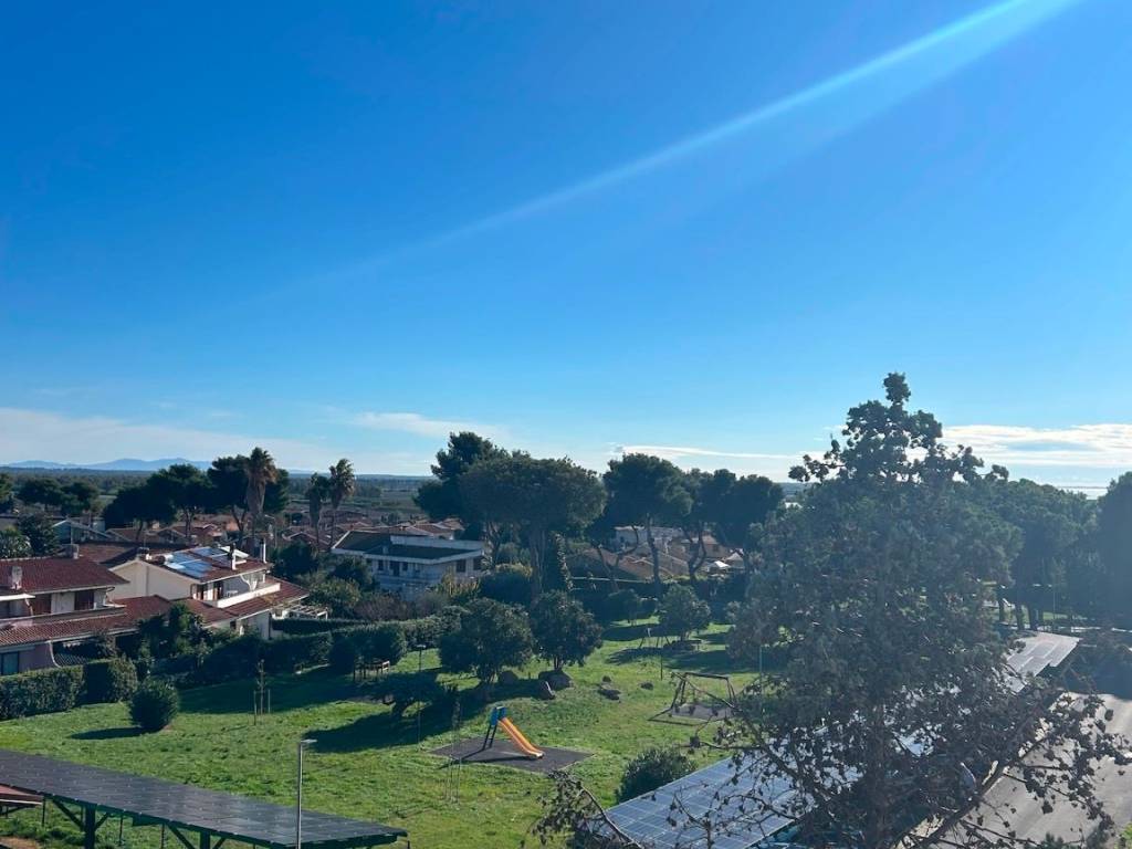 appartamento in vendita a Ladispoli in zona Marina di San Nicola