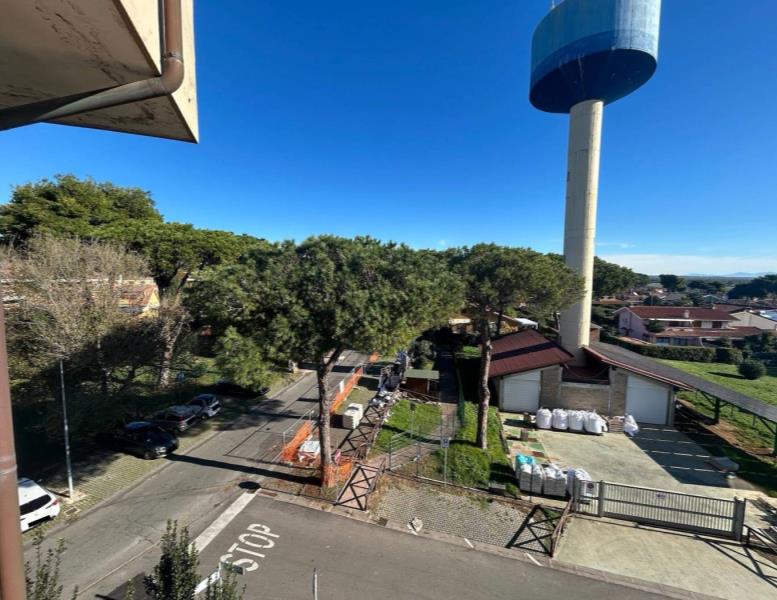 appartamento in vendita a Ladispoli in zona Marina di San Nicola